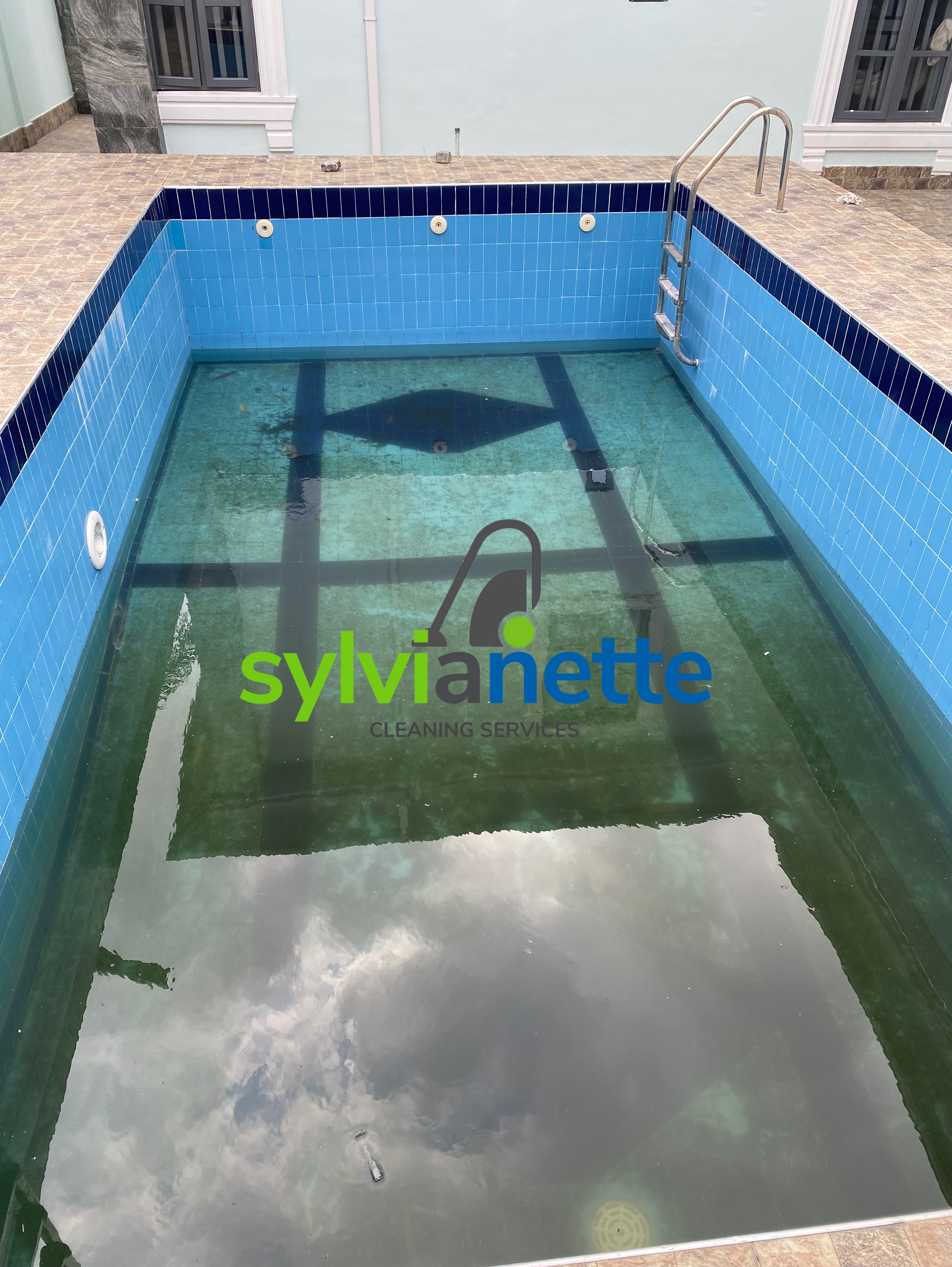 Pool cleaning [Before-After]