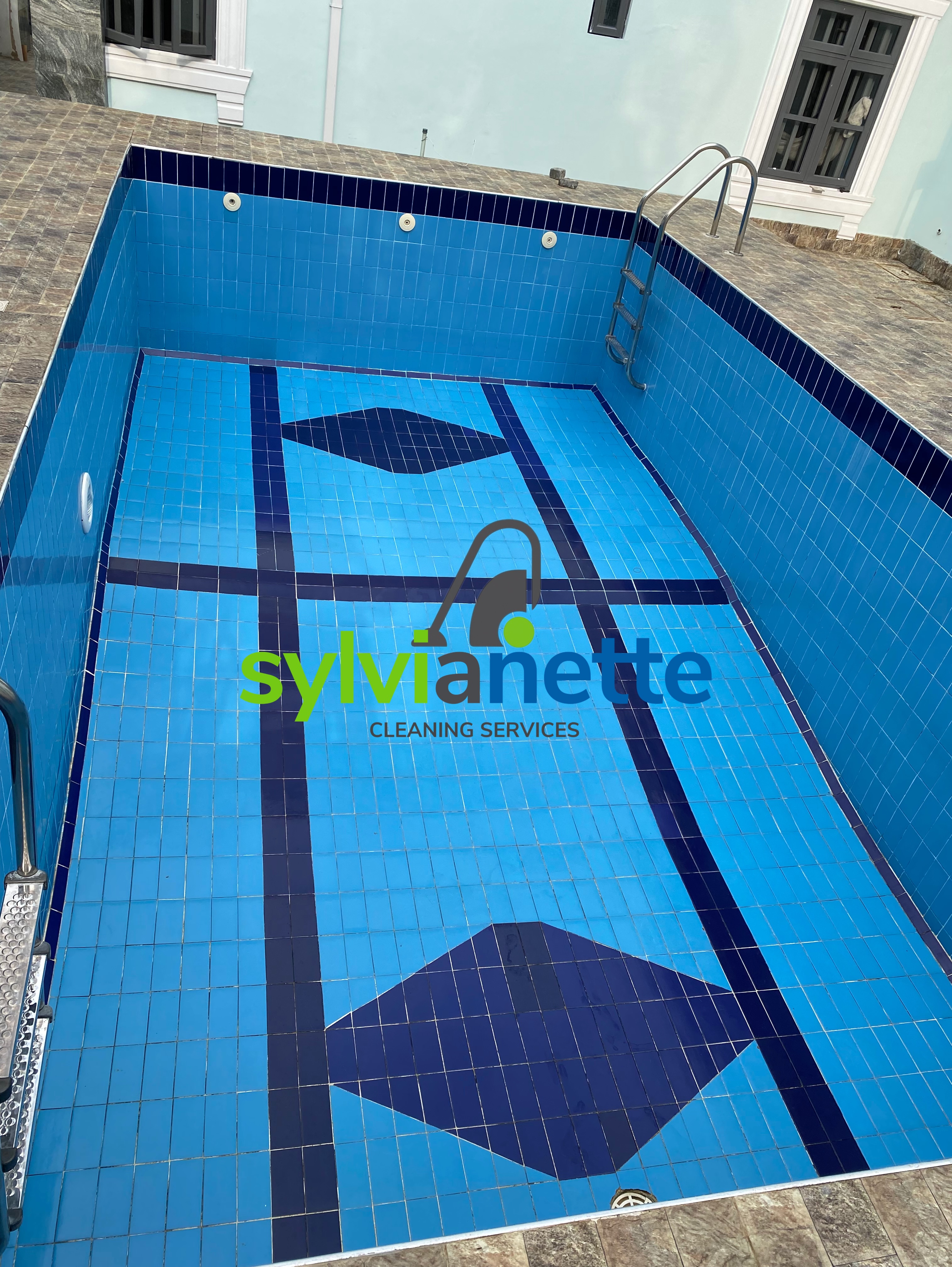 Pool cleaning [Before-After]